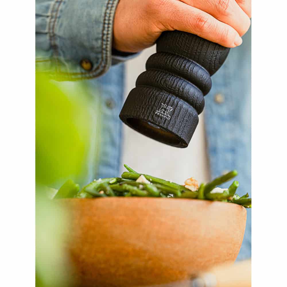 Bộ 2 Lọ Xay Tiêu Muối Peugeot 41854 Gỗ Tự Nhiên